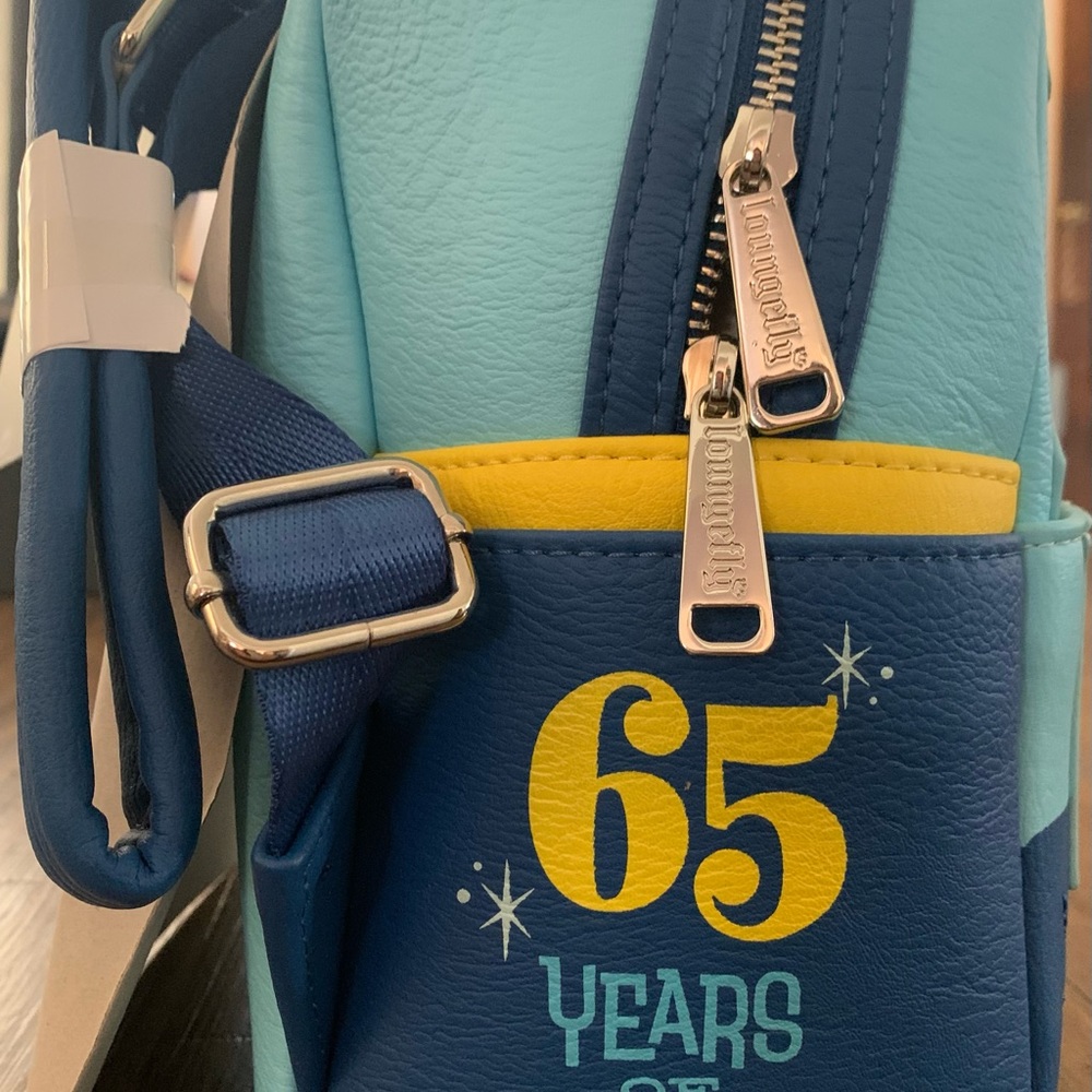 Mickey and Minnie Mouse Mini Backpack by Loungefly – Disneyland 65th Anniversary - Picture 5 of 10